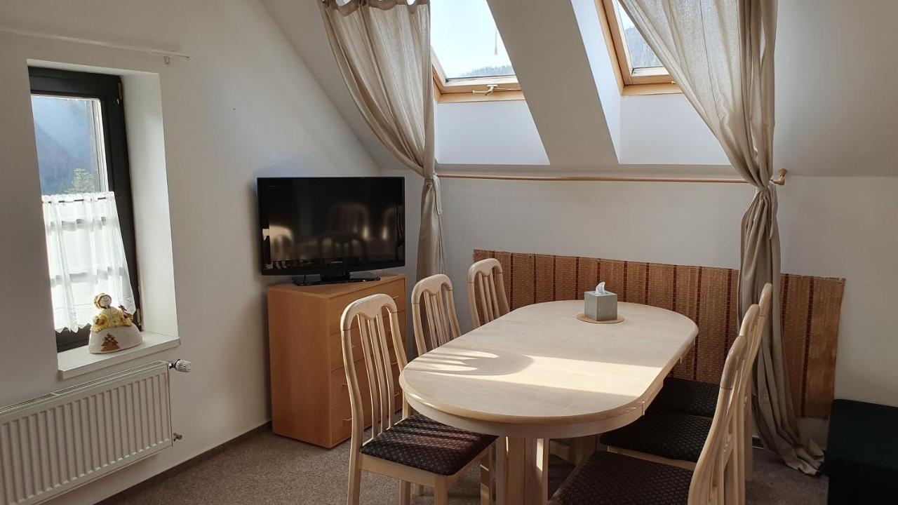 Apartmany Eddy โรกีนีซ นัด ยีเซอโร ภายนอก รูปภาพ