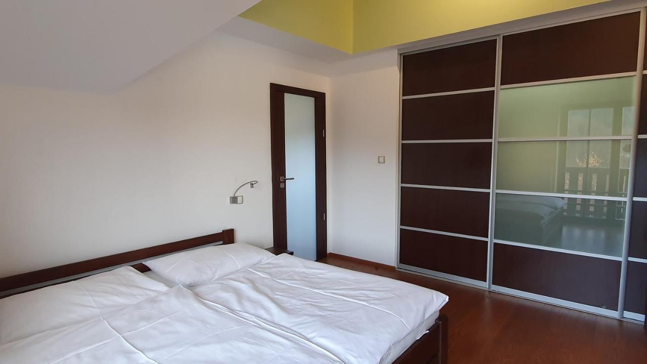 Apartmany Eddy โรกีนีซ นัด ยีเซอโร ภายนอก รูปภาพ